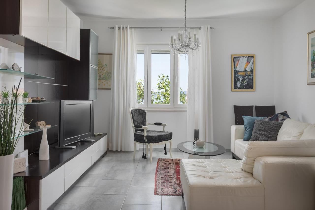 Villa Old Olive, 3Lovelyvillas พอดโกรา ภายนอก รูปภาพ