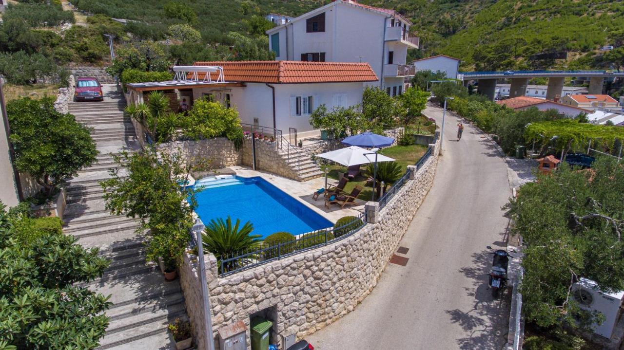 Villa Old Olive, 3Lovelyvillas พอดโกรา ภายนอก รูปภาพ